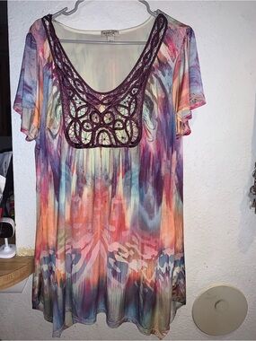 ONE WORLD Multicolor Watercolor Crochet-Trim Blouse